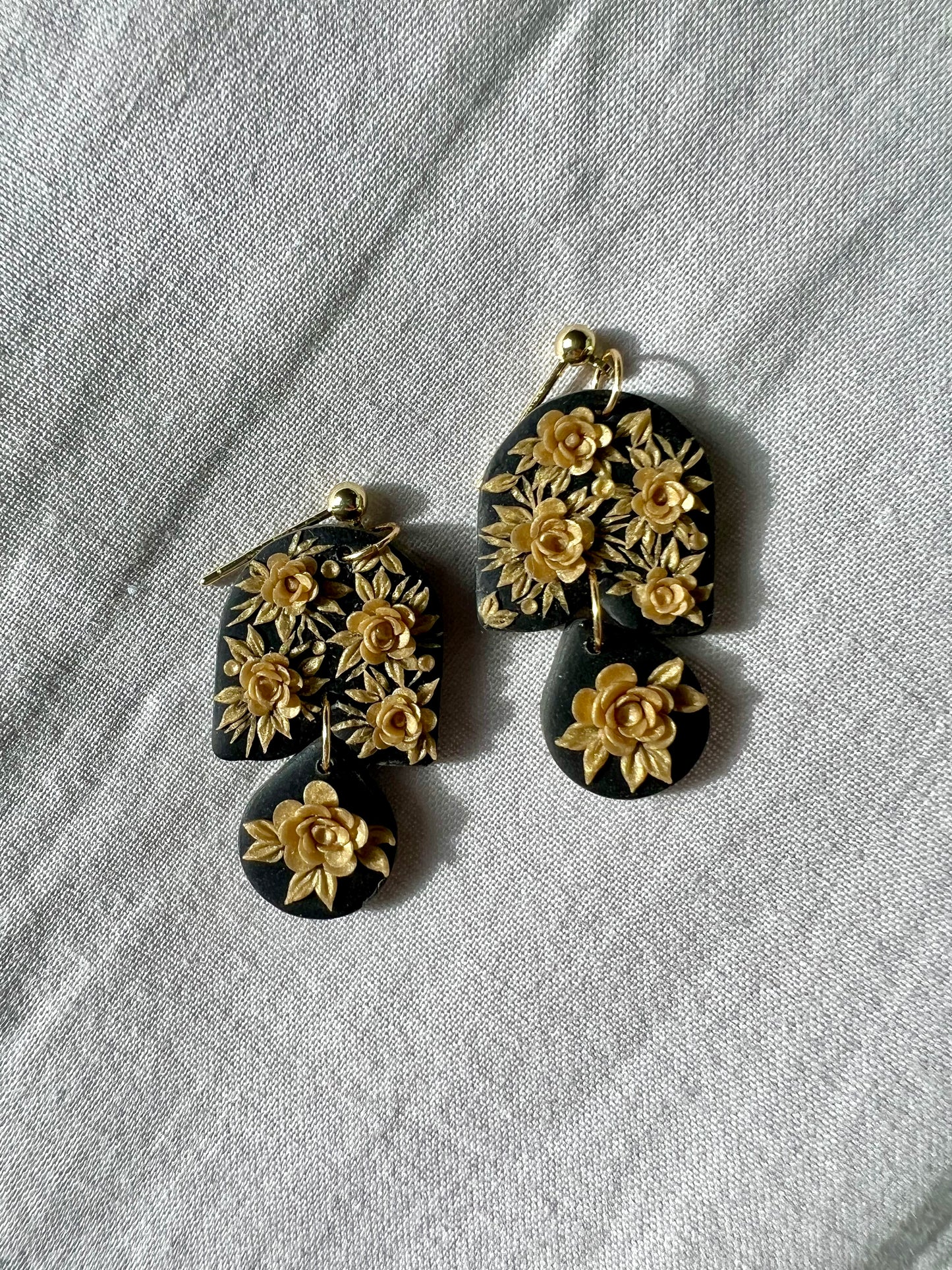 Mini Petal Arch Dangle Gold Floral Earrings