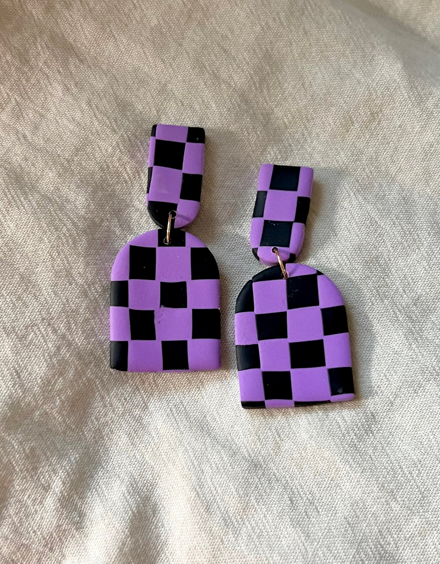 Black & Purple Checkered Solid Arch Dangles