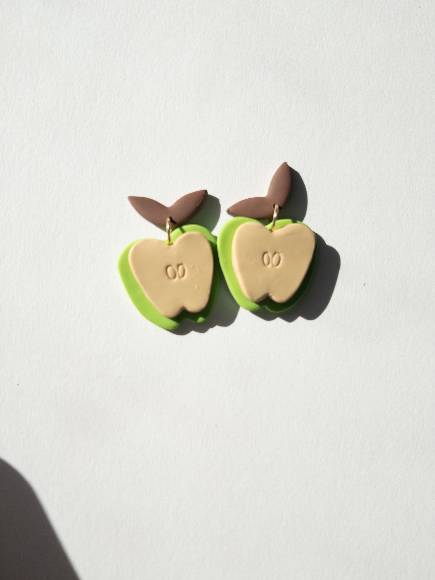 apple of my eye earrings - green