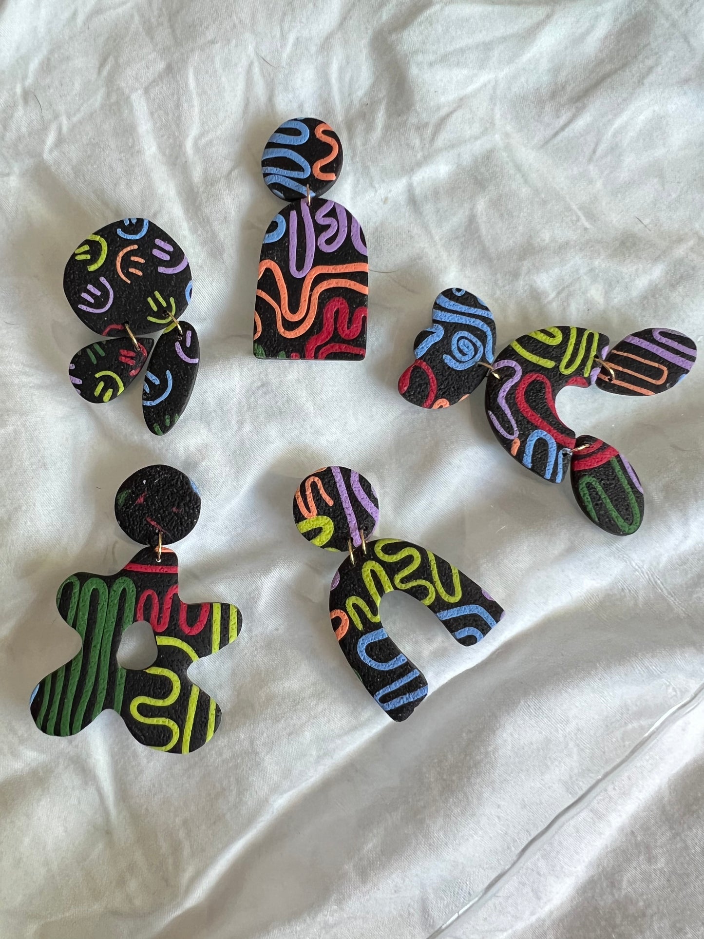 Abstract Doodle Wonky Flower Dangle Earrings