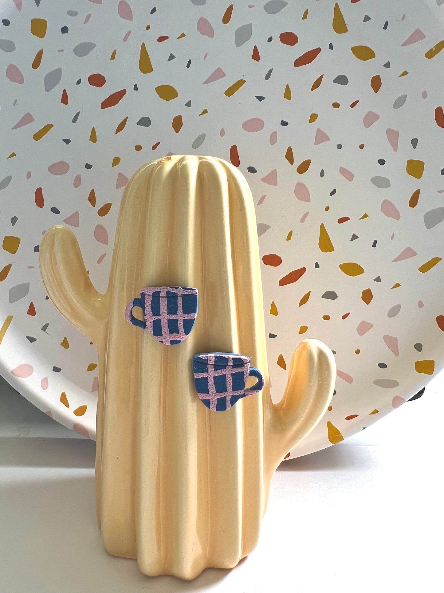 Funky Picnic Mug Studs