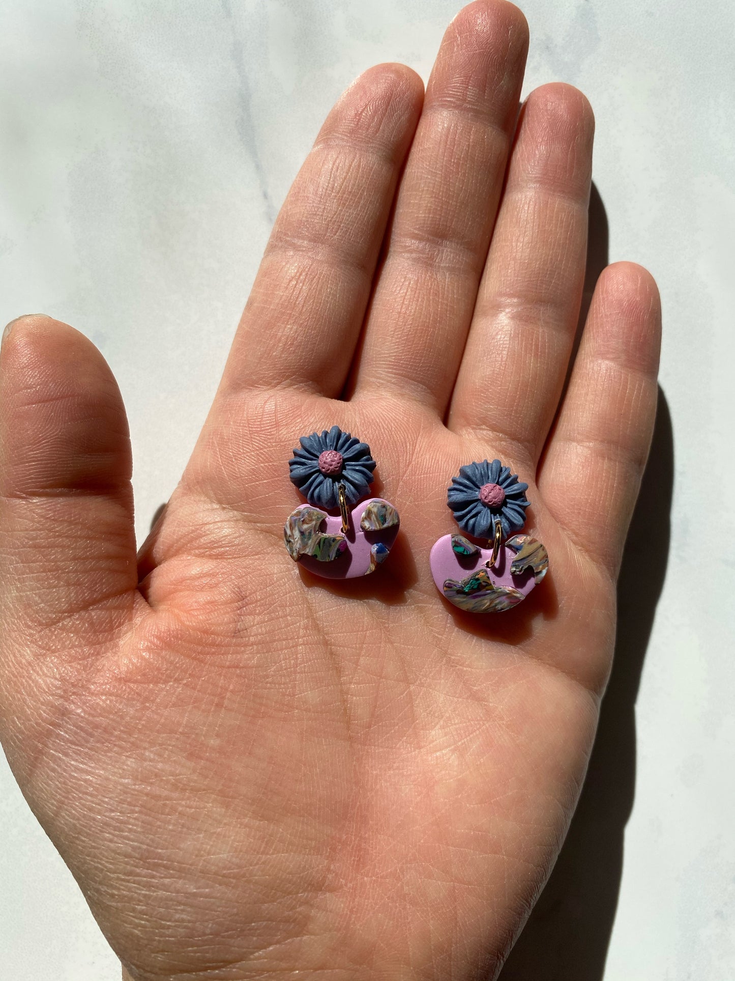 flower on a pink bean︱the flower and blob collection