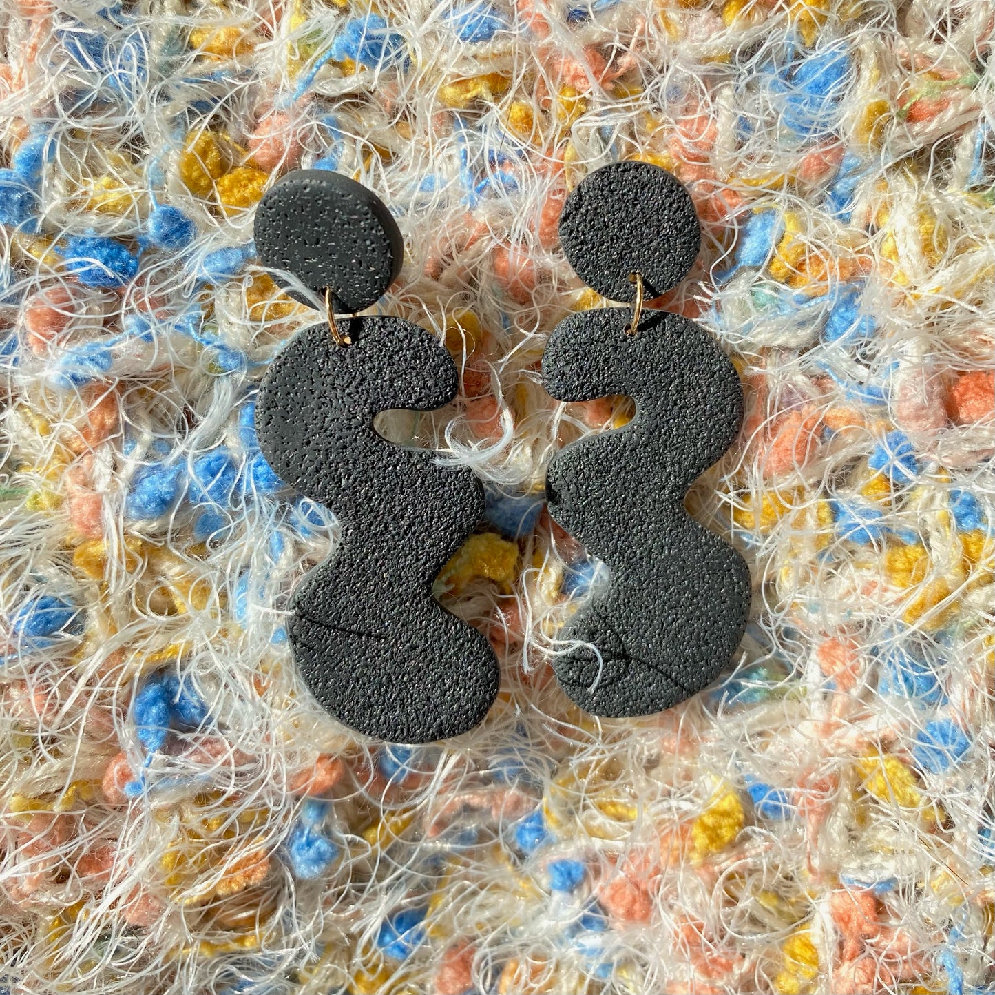 black textured squiggle earrings