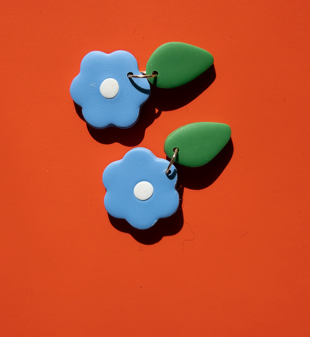 blue 6-petal medium flower earrings