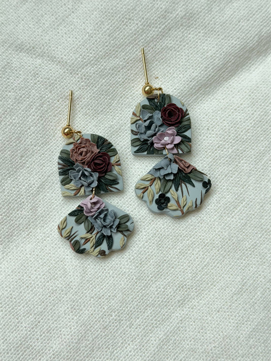 Dark Romantasy Arch & Fan Earrings