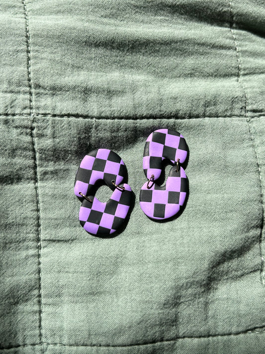 Black & Purple Checkered Comma Comma Stud Dangles