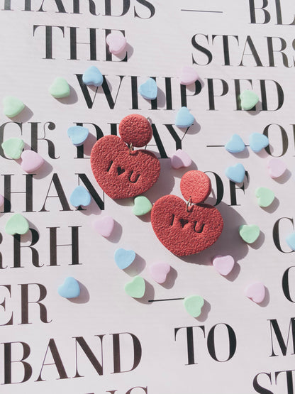red I ♥️ U textured heart earrings