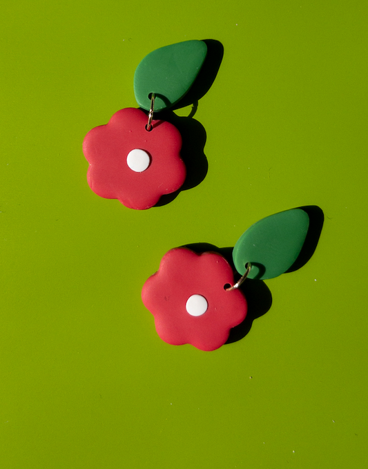 cherry red 6-petal medium earrings